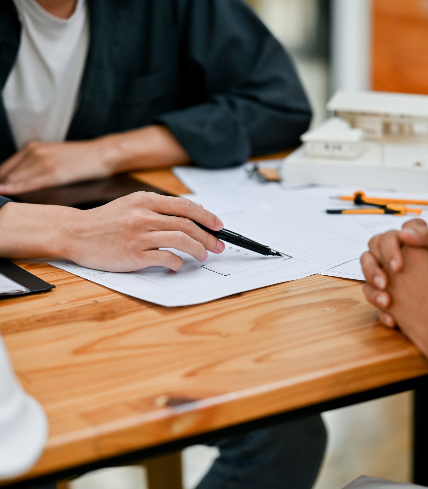 Corporate Legal reporting settlement progress to a referring firm